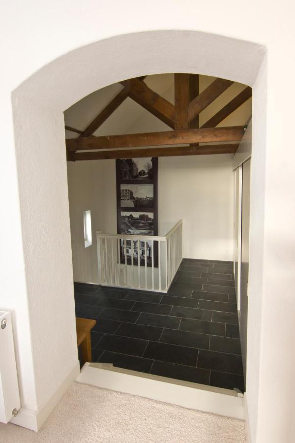 B&B Pompgebouw Aan De Rijn Tolkamer Esterno foto